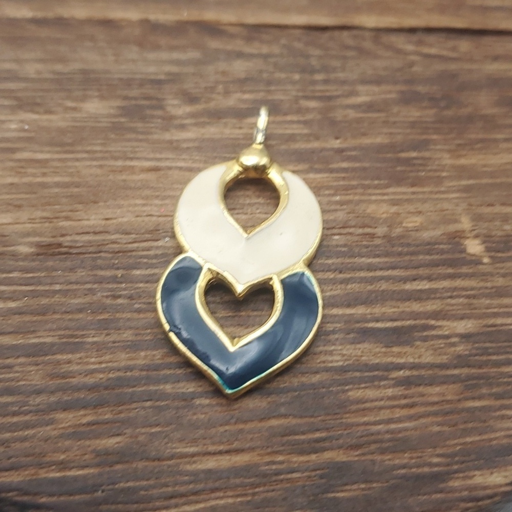 Gorgeous heart melt necklace pendant‎